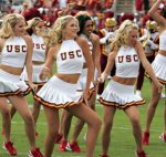 090409-usc-cheerleaders.jpg