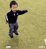 1759102107625.gif