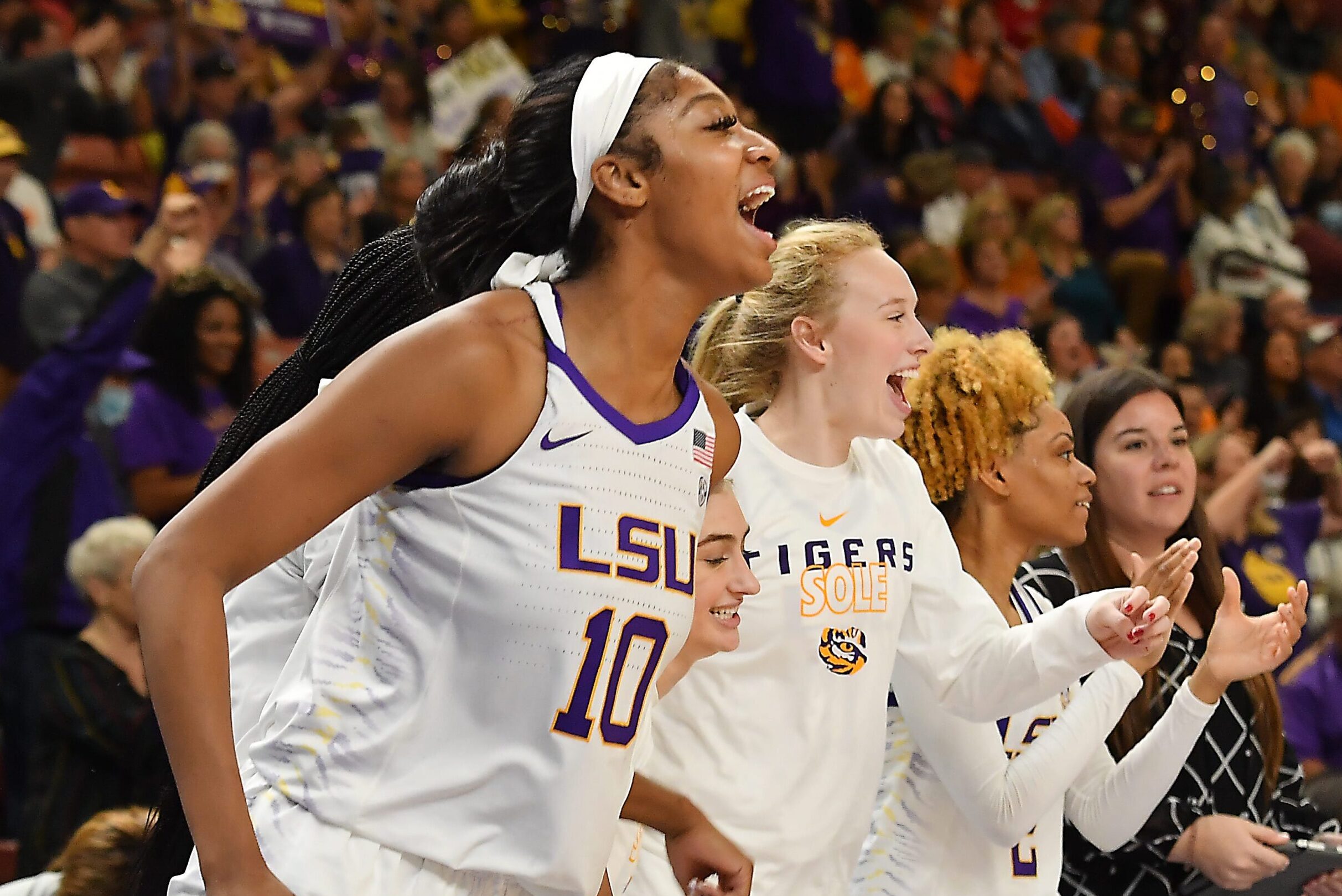 justwomenssports.com