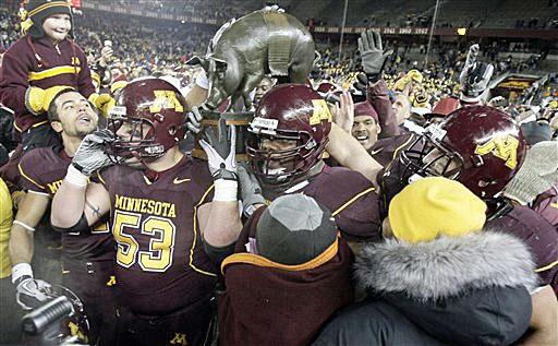 20101127_gophers_win_33.jpg