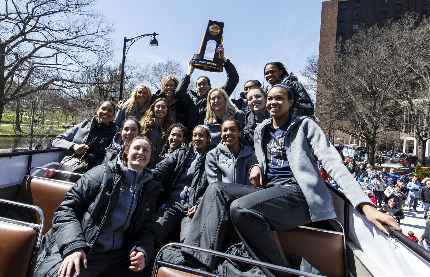 www.ncaa.com