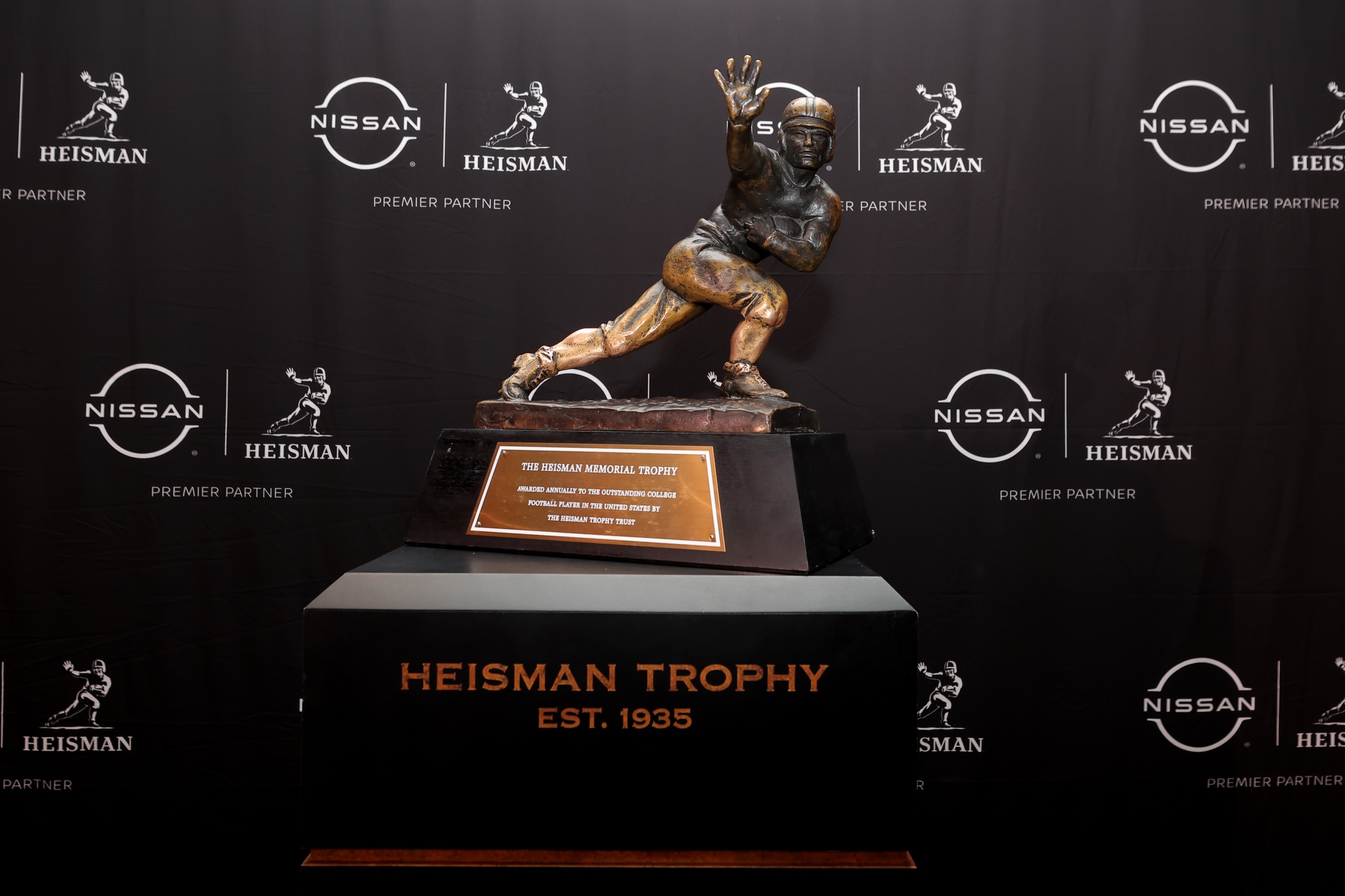 www.ncaa.com