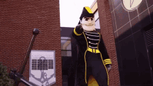 vanderbilt-commodores-mr-commodore.gif