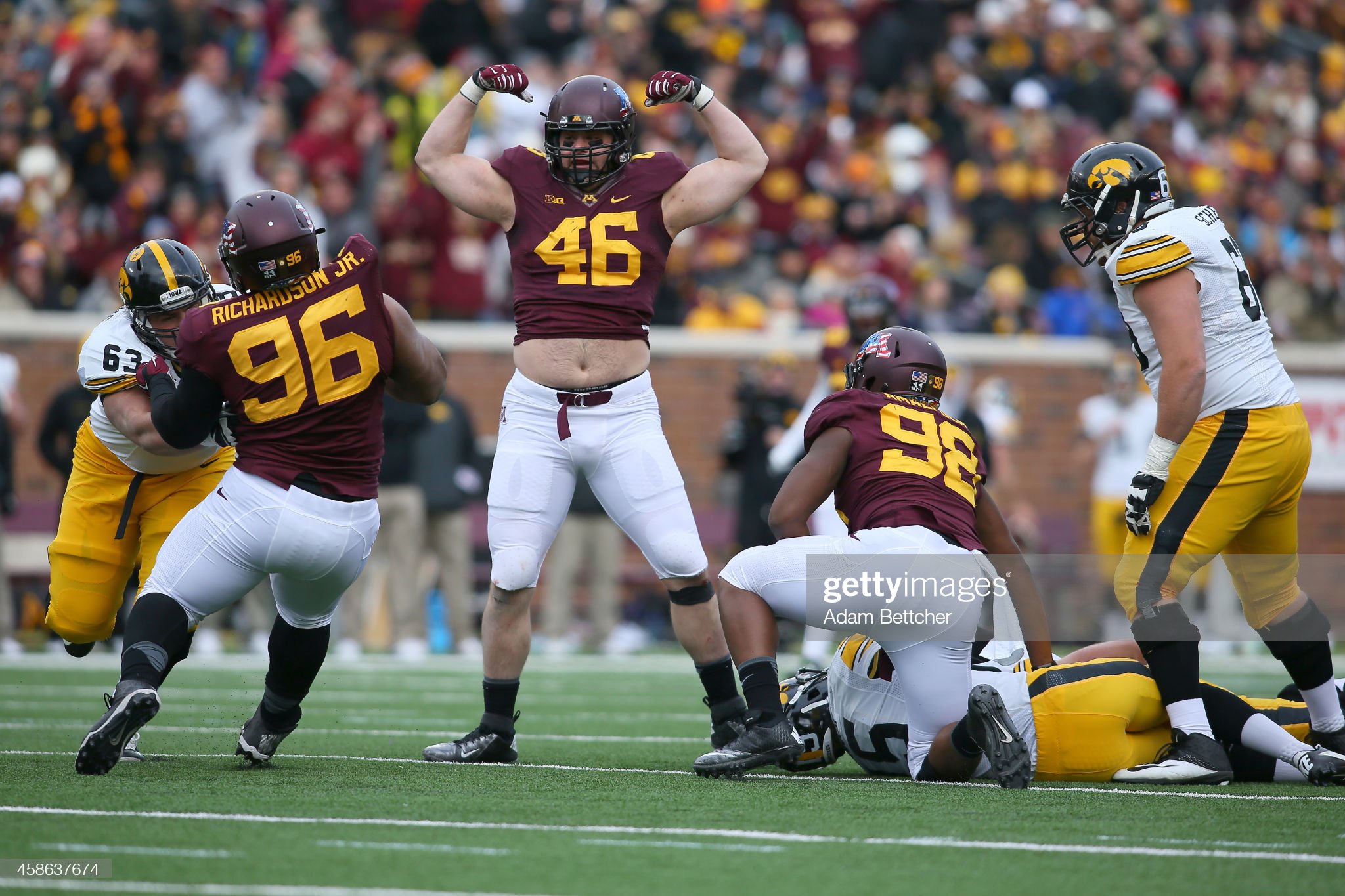 cameron-botticelli-of-the-minnesota-golden-gophers-celebrates-a-sack-picture-id458637674
