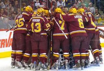 GopherHockey2_crop_340x234